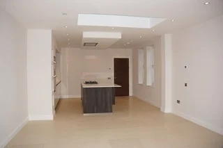 50 Park Road, Kingston - Image 2